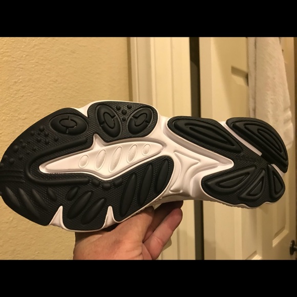 adidas New! OZWEEGO ORIGINALS Men’s! - Picture 9 of 14